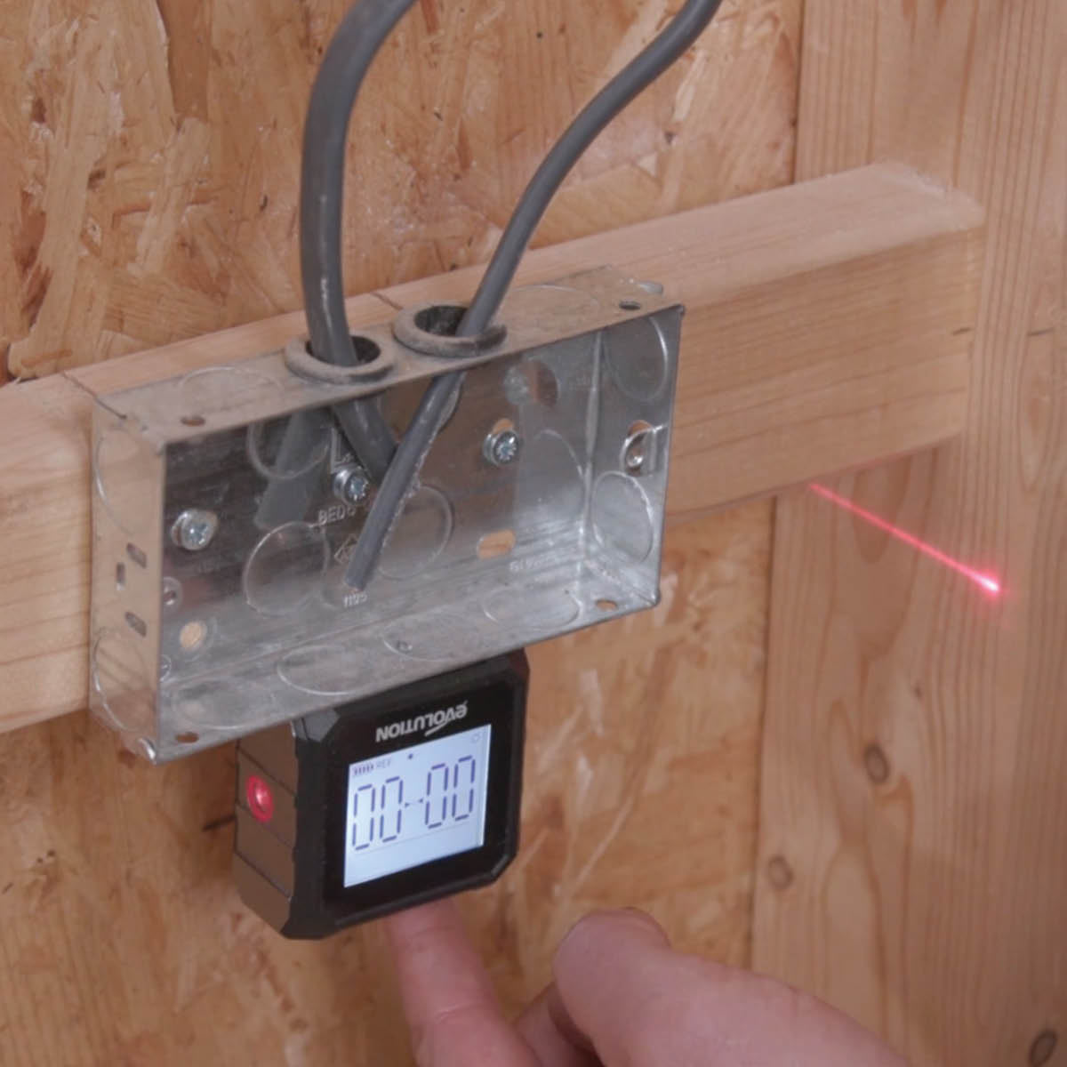 Digital Angle Finder, Inclinometer & Laser Level from Evolution
