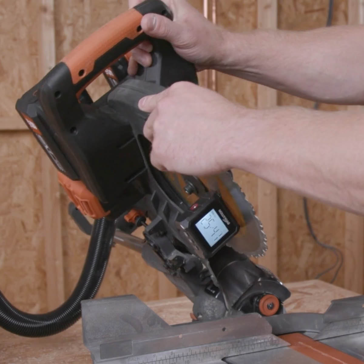 Digital Angle Finder, Inclinometer & Laser Level from Evolution