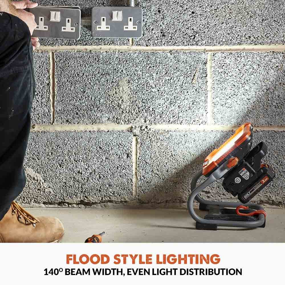Lampe de travail sans fil Evolution R2700WLT-Li 18 V Li-Ion EXT