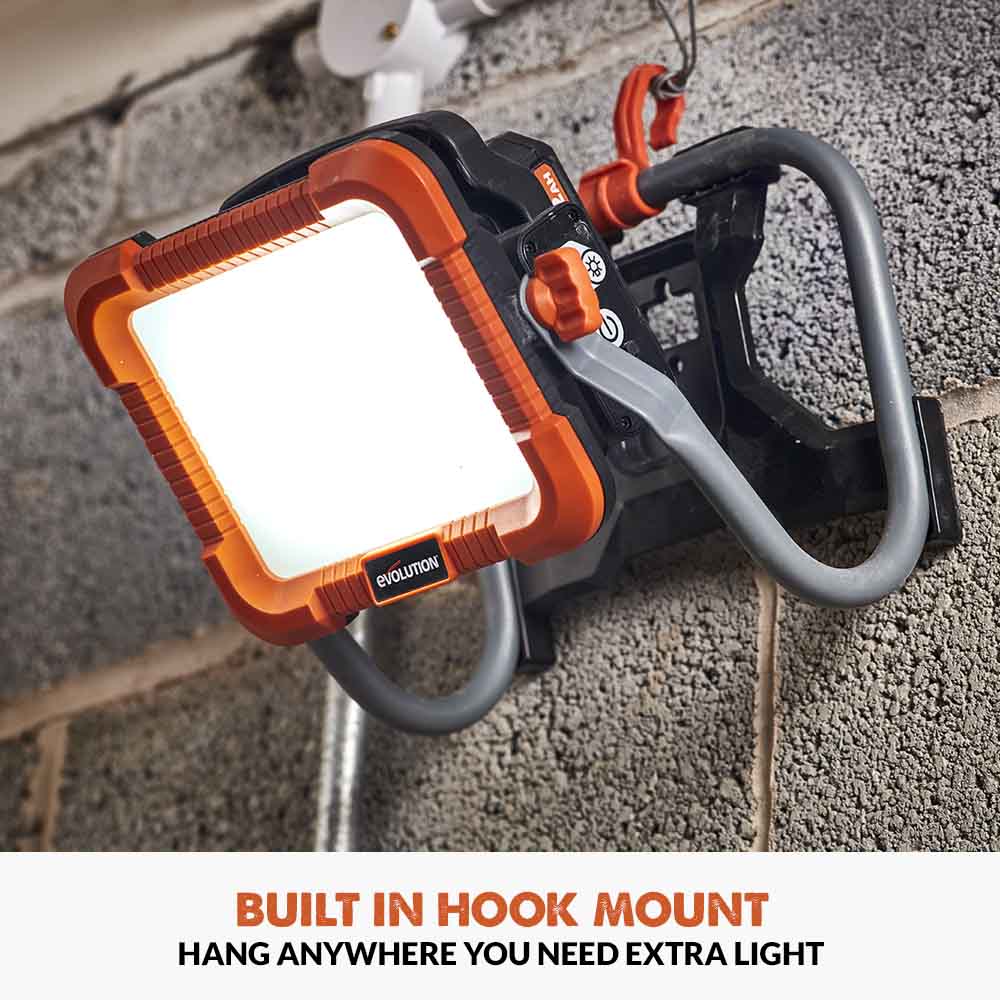 Lampe de travail sans fil Evolution R2700WLT-Li 18 V Li-Ion EXT